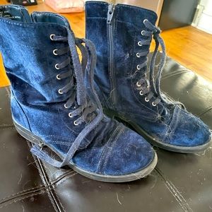 Size 7 royal blue suede zip up boots w/lace up front 1” rubber heel